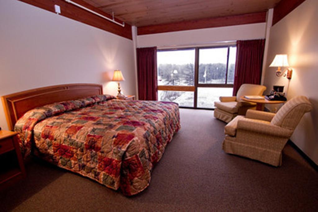 Pipestem Resort State Park Ruang foto